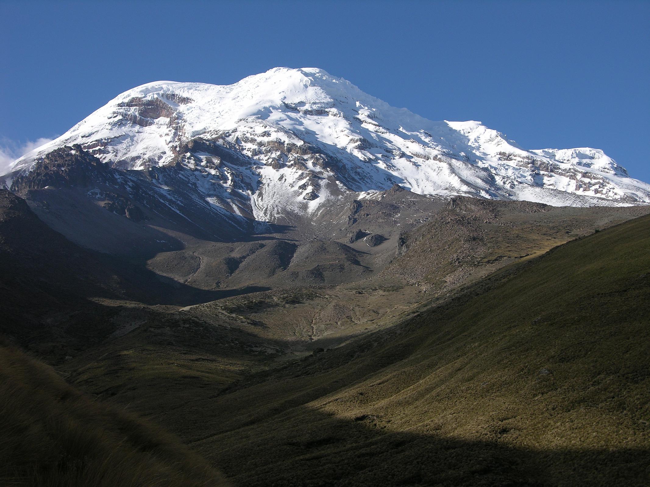 Ecuador Chimborazo 02-01 Estrella del Chimborazo Chimborazo Four Summits